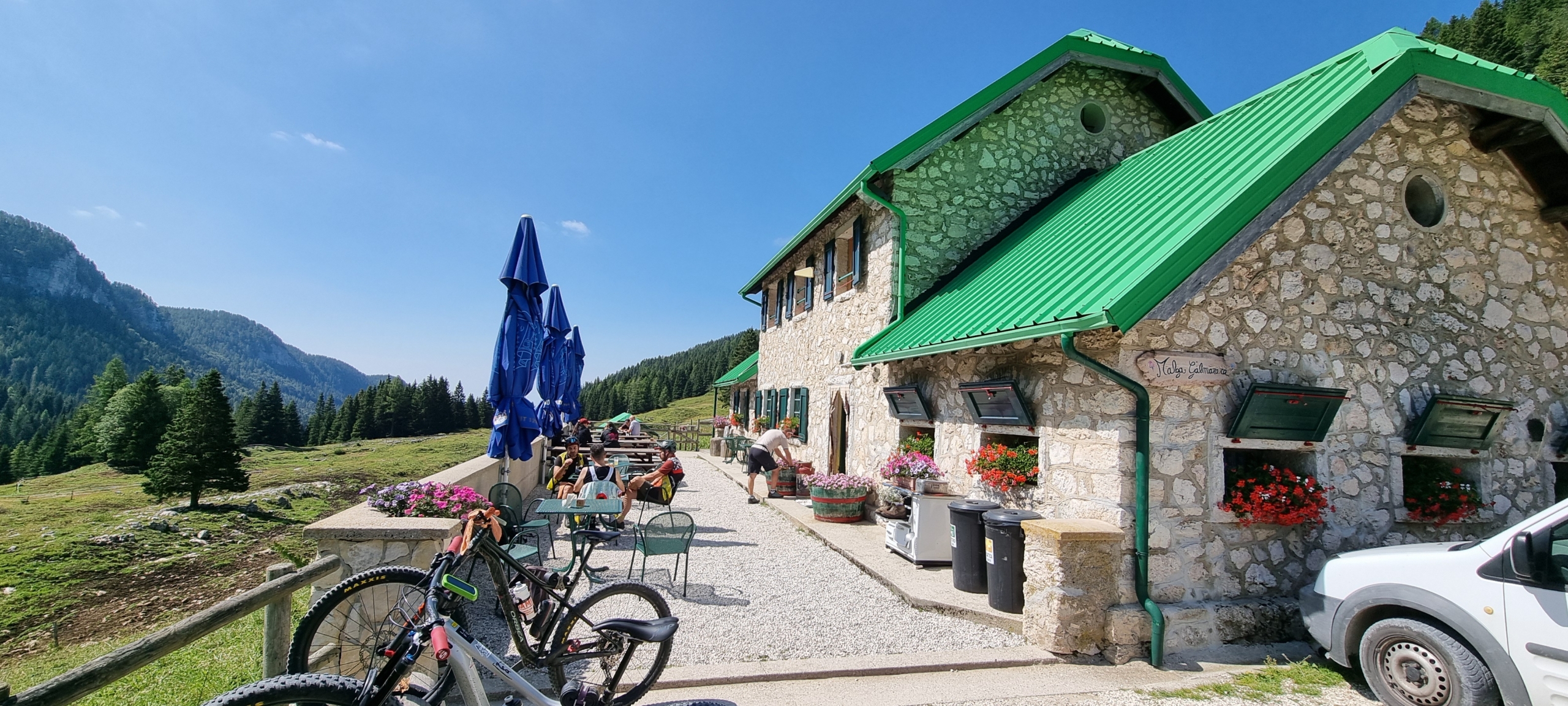 MIVAO Outdoor Experience